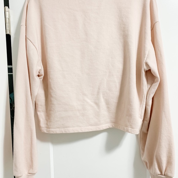 Blush pink cropped sweater - Picture 3 of 3